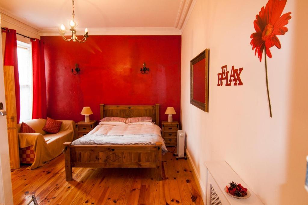 Clarmont Guest House Портръш Стая снимка