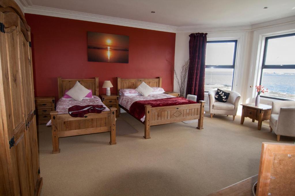 Clarmont Guest House Портръш Стая снимка